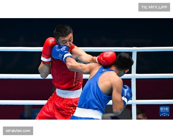 “全运会拳击男子75-80公斤级决赛,王小保前手拳控制节奏取胜” “全运会拳击男子75-80公斤级决赛,王小保前手拳控制节奏取胜”
