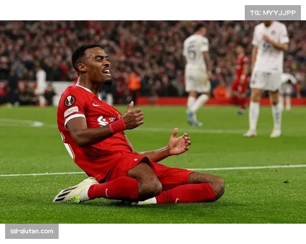 利物浦后防线遭遇伤病困扰,布拉德利、弗林蓬缺阵 利物浦后防线遭遇伤病困扰,布拉德利、弗林蓬缺阵