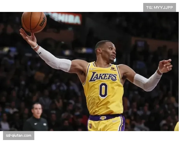 “篮网4连败客场战快船，年轻球队稳定性面临考验”