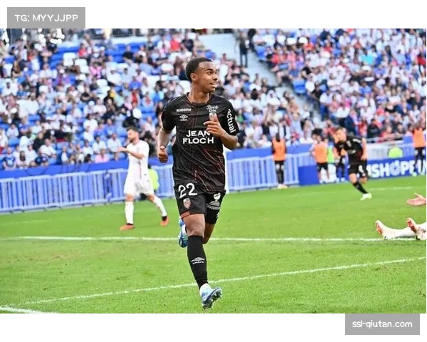 伯恩茅斯计划为19岁新星克鲁皮开出重磅新约，抵御欧洲豪门追逐