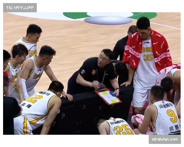 战术复盘：解析蒙古选手在亚洲锦标赛决赛中使用的招牌“抱摔”技术